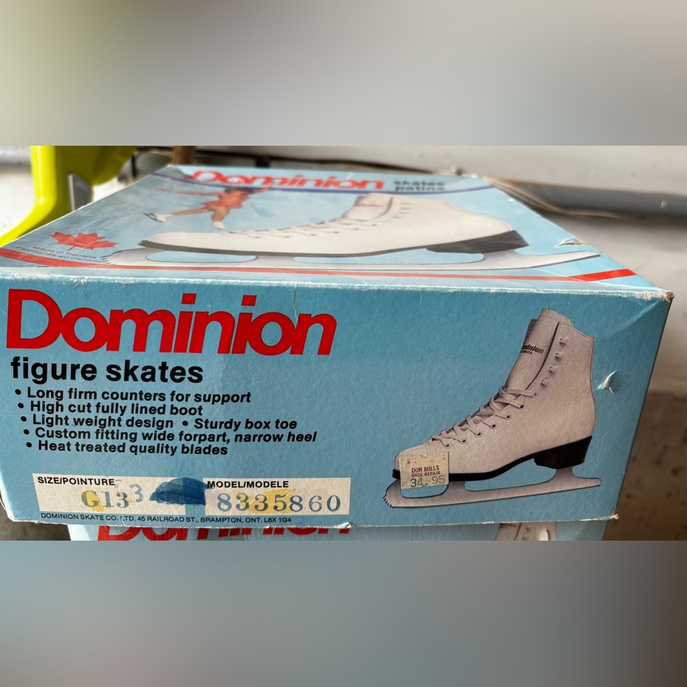 Dominion Girls Figure Skates Size 13 - Circa 1980’s Made in Canada